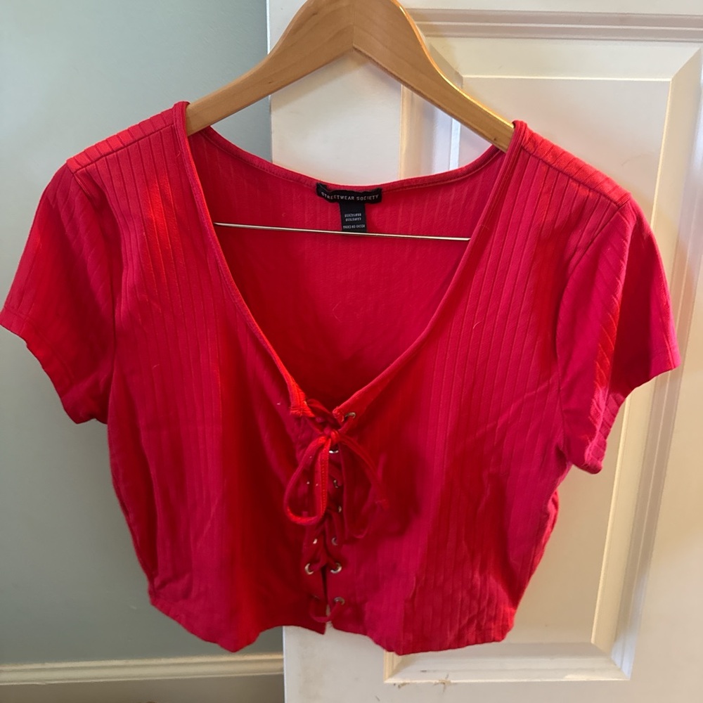 Red Lace-Up Ribbed crop Top - Picture 1 of 2